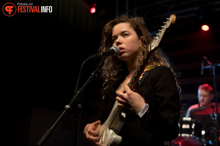 Nilüfer Yanya op Eurosonic Noorderslag 2018 - Woensdag foto