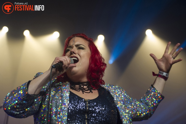 Hannah Williams & The Affirmations op Eurosonic Noorderslag 2018 - donderdag foto