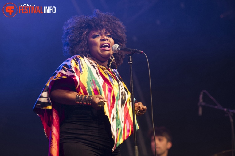 Michelle David & The Gospel Sessions op Eurosonic Noorderslag 2018 - Zaterdag foto