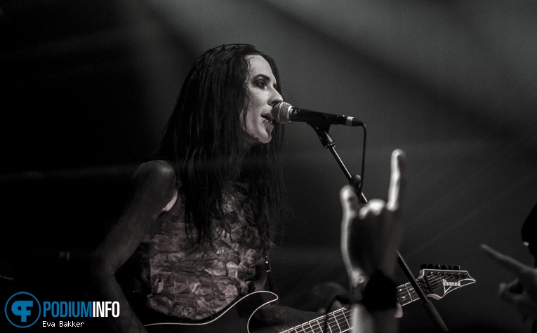 Motionless in White op Motionless in White - 1/2 - TivoliVredenburg foto