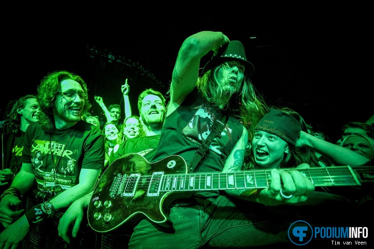 Fozzy op Steel Panther - 3/2 - 013 foto