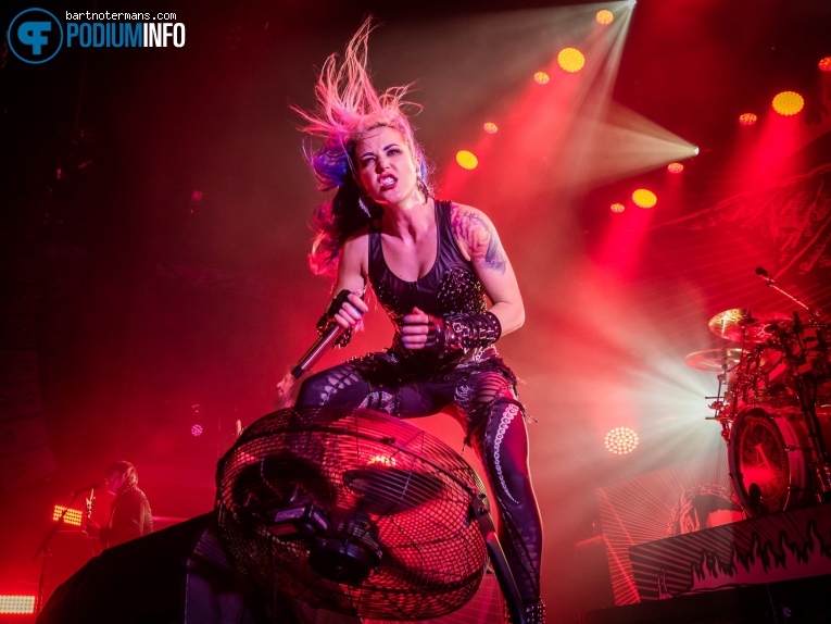 Arch Enemy op Arch Enemy - 28/1 - 013 foto