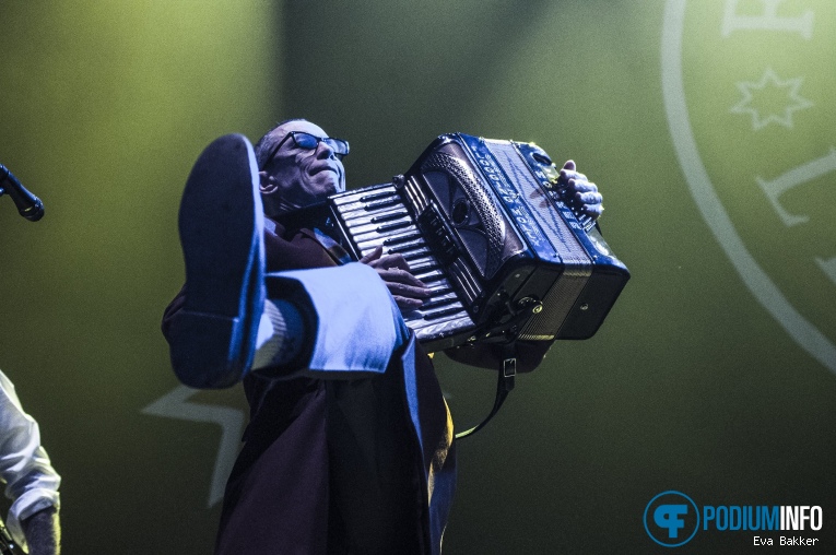 Flogging Molly op Dropkick Murphys / Flogging Molly - 10/2 - AFAS Live foto