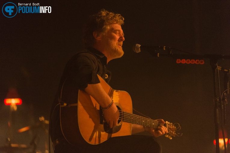 Glen Hansard op Glen Hansard - 11/02 - TivoliVredenburg foto