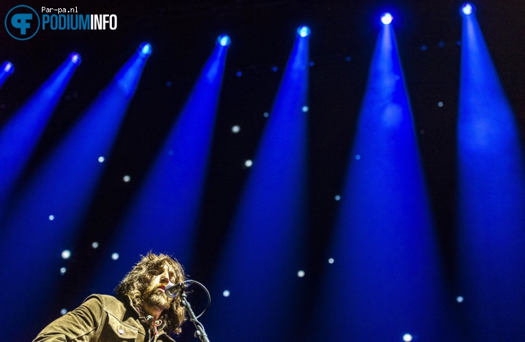 Jonathan Jeremiah op Elbow - 26/02 - AFAS Live foto