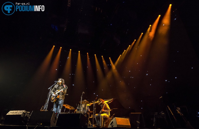 Jonathan Jeremiah op Elbow - 26/02 - AFAS Live foto