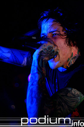 Suicide Silence op Suicide Silence - 2/2 - Baroeg foto