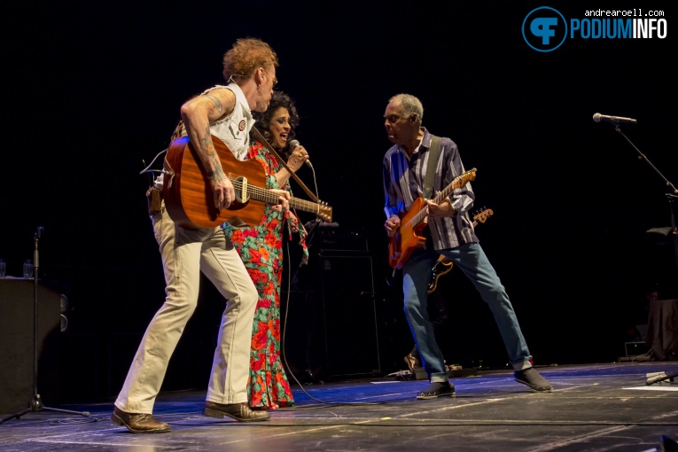 Gilberto Gil op Gal Costa / Gilberto Gil / Nando Reis - 13/03 - Melkweg foto