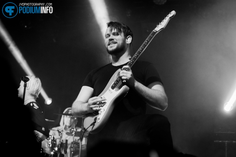 Foto Tonight Alive op Tonight Alive - 16/3 - Melkweg