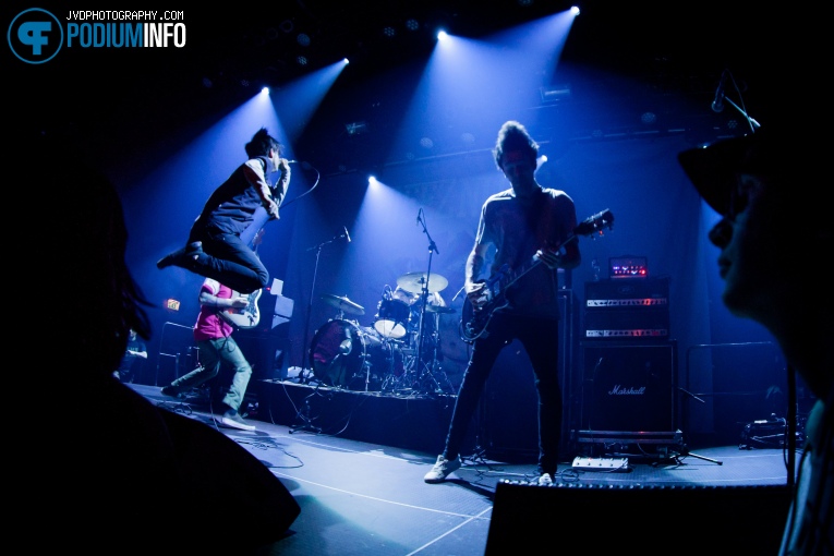 Capsize op Deez Nuts - 28/03 - TivoliVredenburg foto