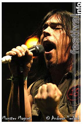 Monster Magnet op Paaspop Schijndel 2004 foto