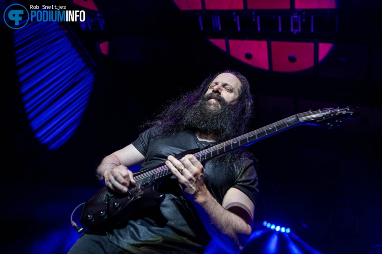 John Petrucci op G3 - 31/03 - De Oosterpoort foto