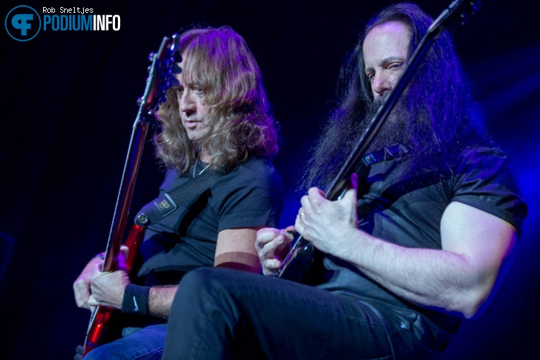 John Petrucci op G3 - 31/03 - De Oosterpoort foto