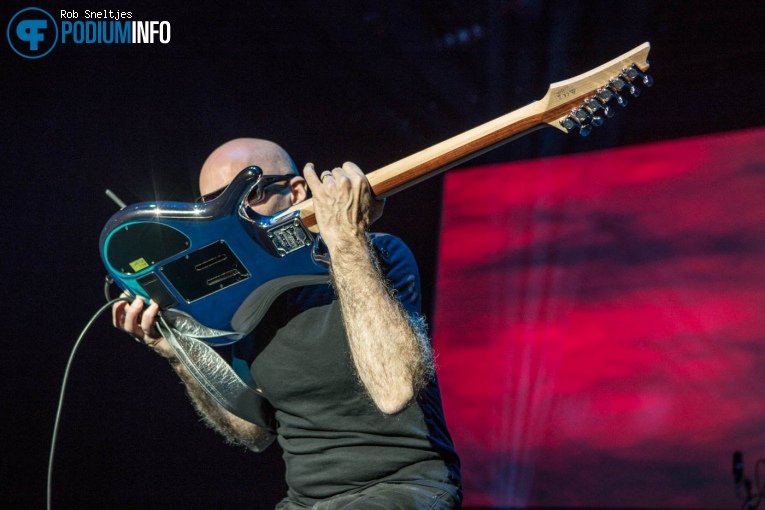 Foto Joe Satriani op G3 - 31/03 - De Oosterpoort