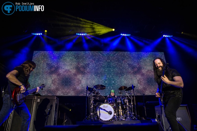 John Petrucci op G3 - 31/03 - De Oosterpoort foto