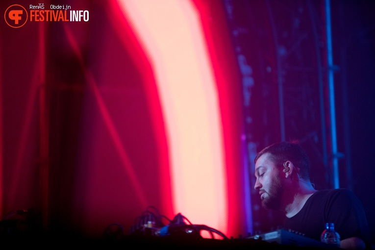 Fritz Kalkbrenner op Paaspop Schijndel 2018 - Zaterdag foto