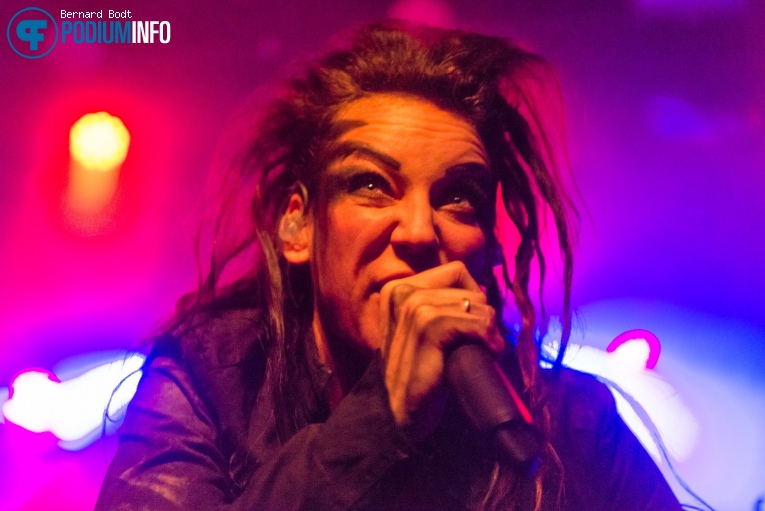 Null Positiv op Therion - 07/04 - 013 foto