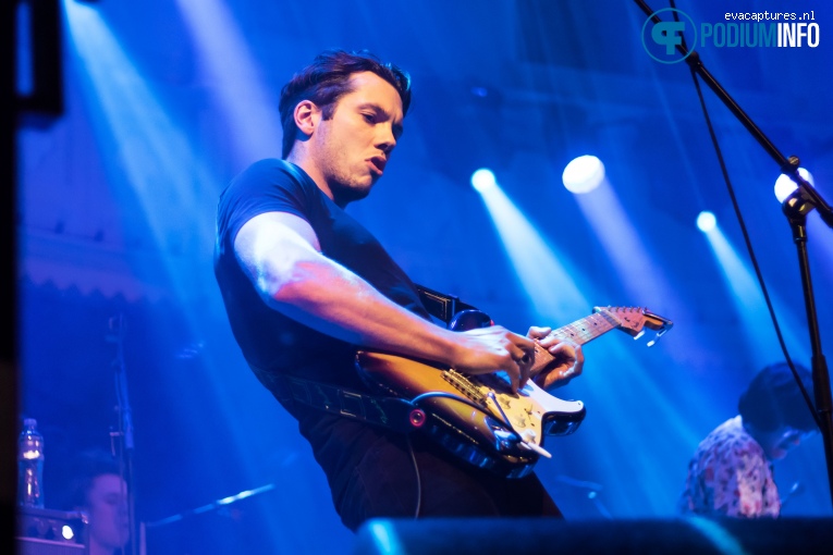 BEAUX op George Ezra - 10/04 - Paradiso foto