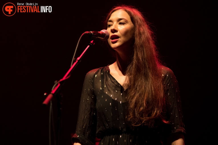 The Colorist Orchestra ft. Lisa Hannigan op Naked Song Festival 2018 foto