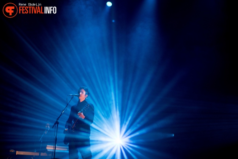 Foto Tamino op Naked Song Festival 2018