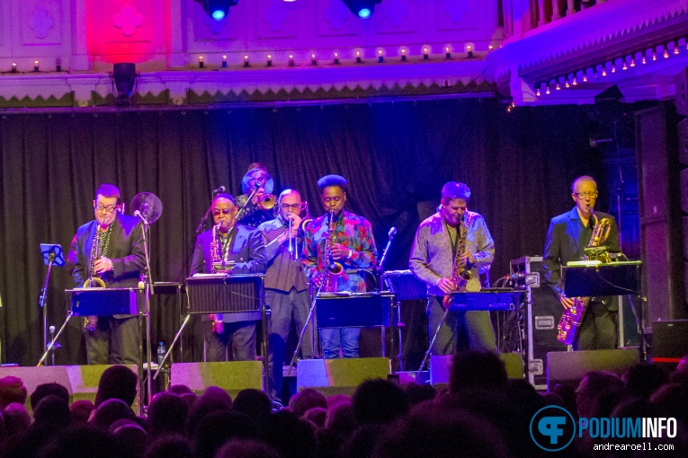 Jools Holland & His R&B Orchestra op Jools Holland & His R&B Orchestra - 14/04 - Paradiso foto