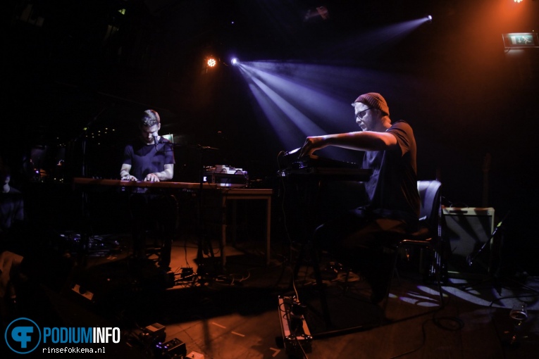 AJIMAL op Lucy Rose - 13/04 - Bitterzoet foto