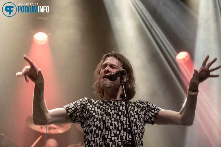 Foto For Absent Friends op Jadis - 06/04 - Boerderij