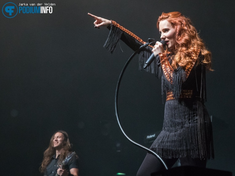 Epica op Epica - 14/04 - 013 foto