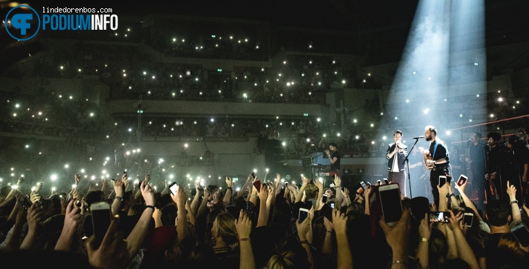 Bastille op Bastille Reorchestrated - 18/04 - TivoliVredenburg foto