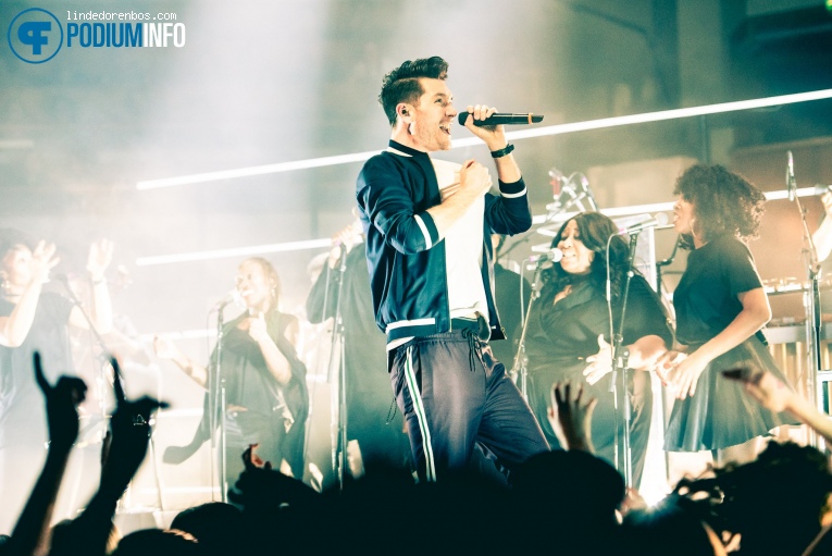 Bastille op Bastille Reorchestrated - 18/04 - TivoliVredenburg foto