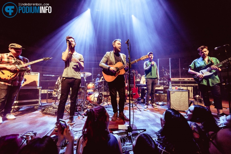 To Kill A King op Bastille Reorchestrated - 18/04 - TivoliVredenburg foto