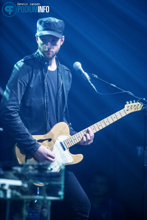 Air Traffic op Air Traffic - 17/04 - TivoliVredenburg foto