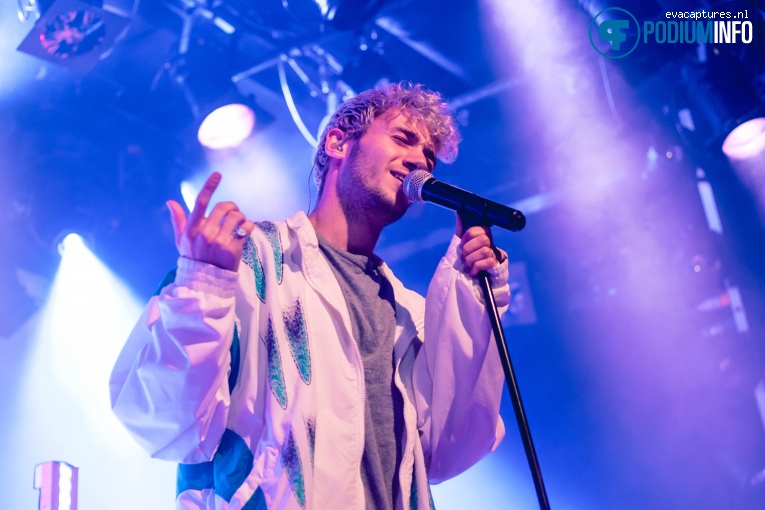 Jeremy Zucker op Lauv - 20/4 - Melkweg foto