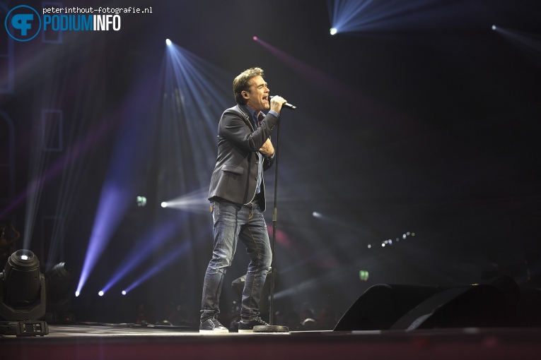 Jeroen van der Boom op Holland Zingt Hazes - 20/04 - Ziggo Dome foto