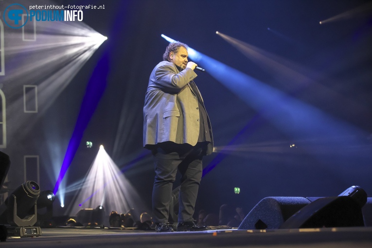 Peter Beense op Holland Zingt Hazes - 20/04 - Ziggo Dome foto