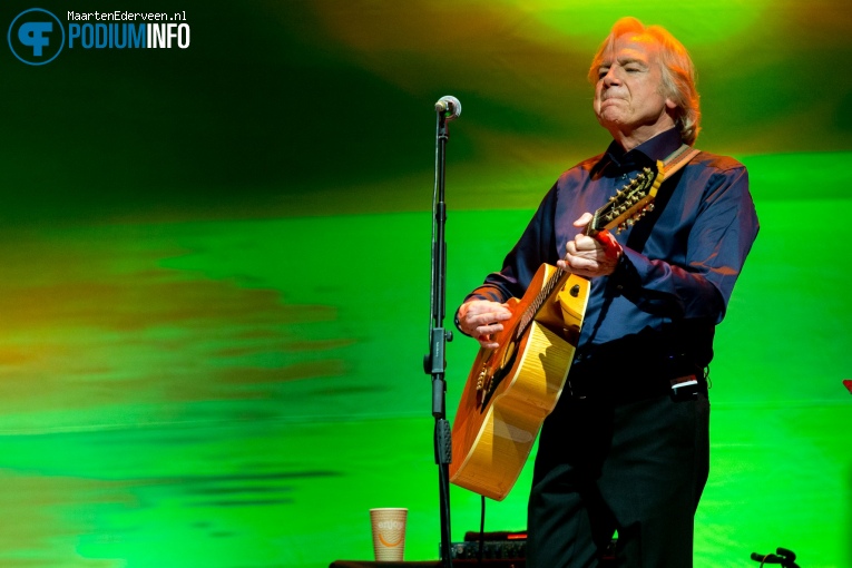 Justin Hayward op Justin Hayward - 24/04 - TivoliVredenburg foto