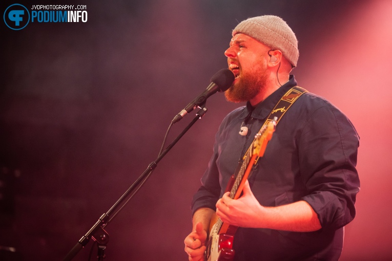 Tom Walker op Tom Walker - 26/4 - Paradiso Noord foto