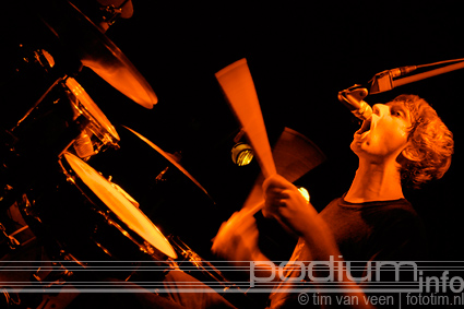 Blood Red Shoes op Blood Red Shoes - 21/2 - Ekko foto