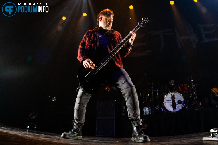 Seether op Seether - 15/5 - TivoliVredenburg foto