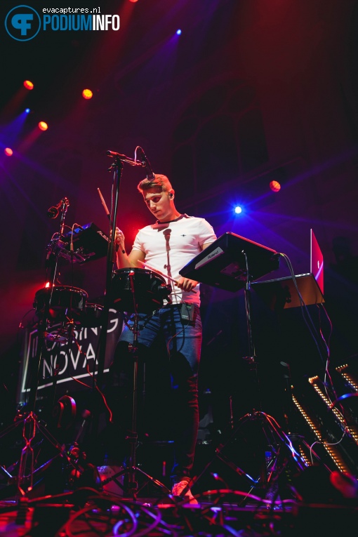 Idolising Nova op The Vamps - 16/5 - Paradiso foto