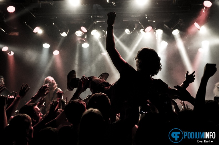 State Champs + Knuckle Puck - 22/05 - Melkweg foto
