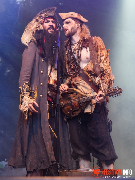 ye banished privateers op Wave Gotik Treffen 2018 foto