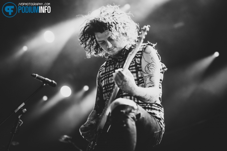 Asking Alexandria op Bullet For My Valentine - 4/6 - TivoliVredenburg foto