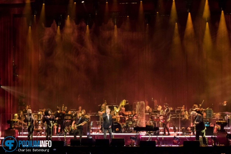Metropole Orkest op Bryan Ferry / Het Metropole Orkest - 05/06 - AFAS Live foto