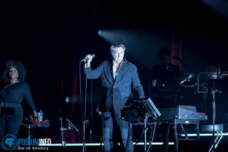 Bryan Ferry op Bryan Ferry / Het Metropole Orkest - 05/06 - AFAS Live foto