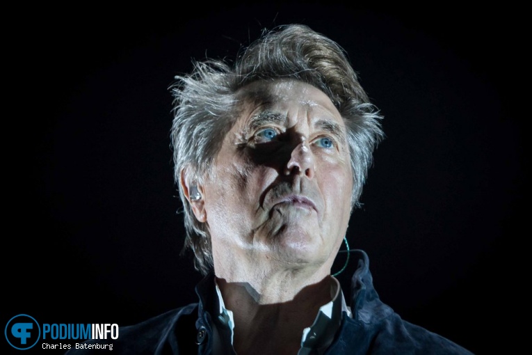 Bryan Ferry op Bryan Ferry / Het Metropole Orkest - 05/06 - AFAS Live foto