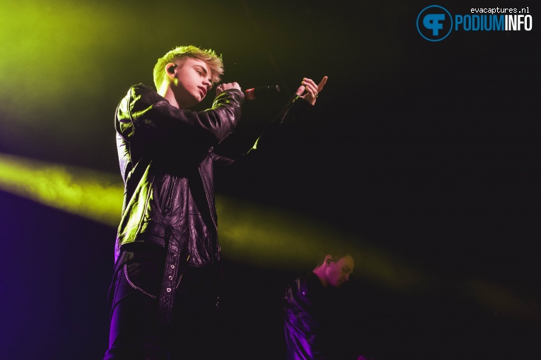 Why Don't We op Why Don't We - 5/6 - Melkweg foto