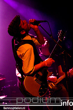 Paper Tiger op Air Traffic - 27/2 - Tivoli foto