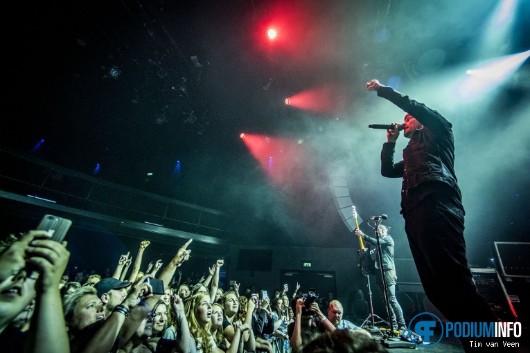 Shinedown op Shinedown - 12/6 - Hedon foto