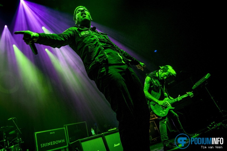 Shinedown op Shinedown - 12/6 - Hedon foto
